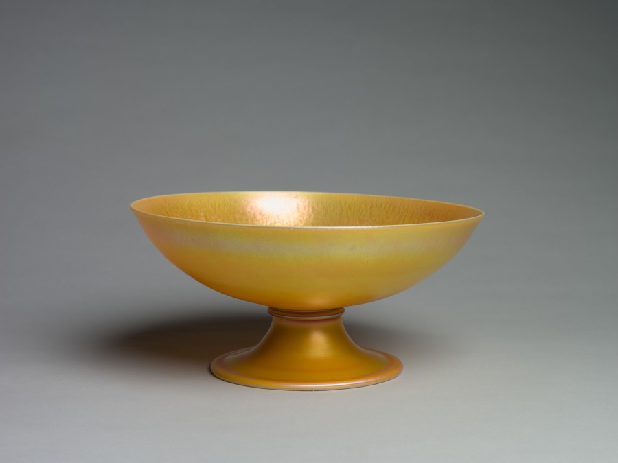 Quezal Art Glass and Decorating Company