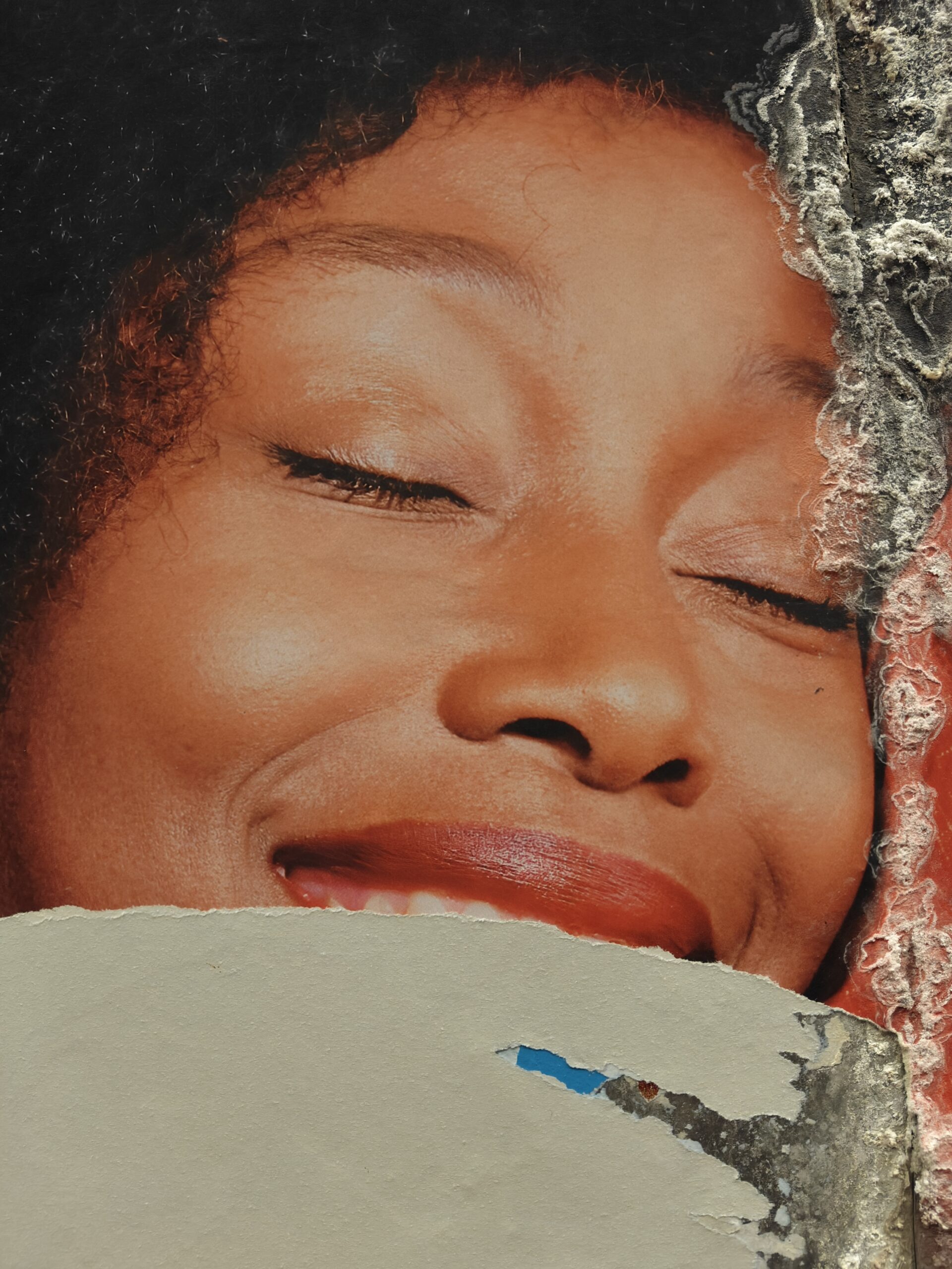 Affiches_déchirées